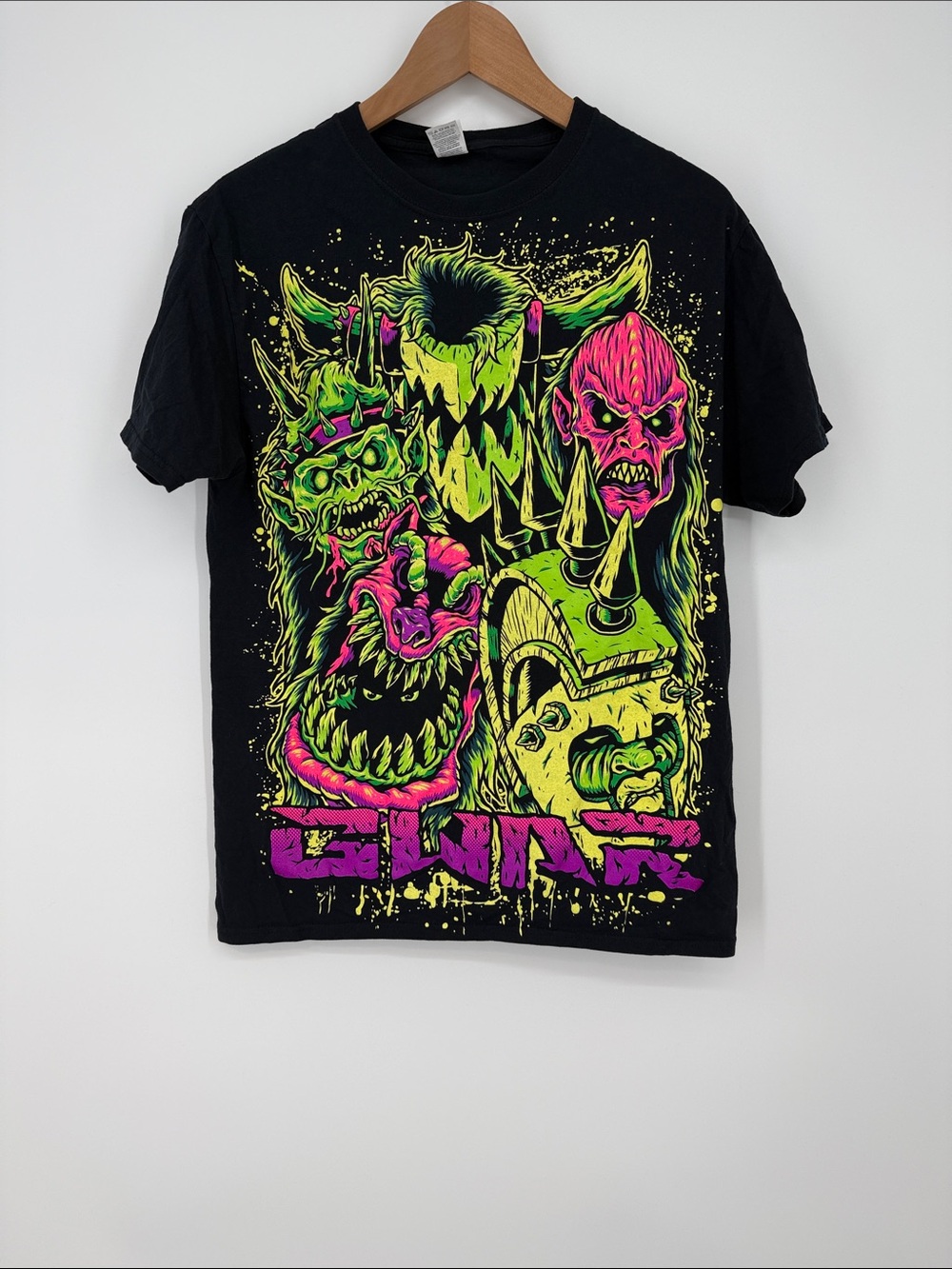 GWAR - Faces Metal Band Rock Band T‑Shirt - black, neon, size medium